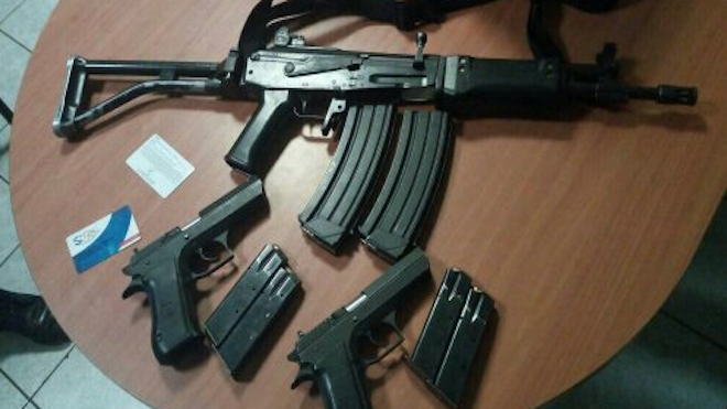Capturan a un especialista militar y un soldado en estado de ebriedad