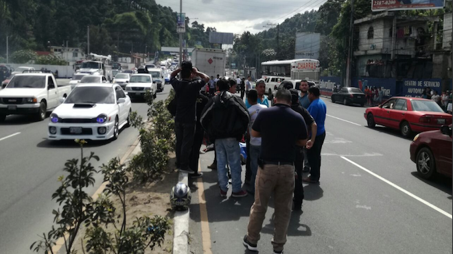 ¡Tome nota! Accidente vial en la ruta al Pacífico, crea caos vial