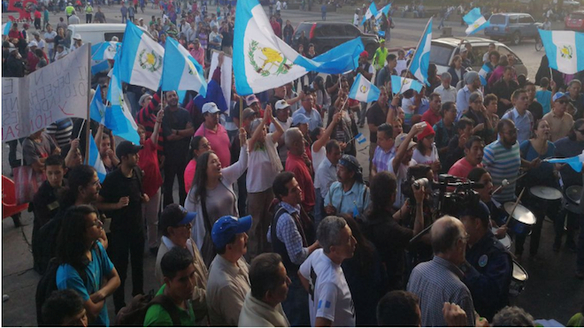 Crean frente contra corrupción e impunidad