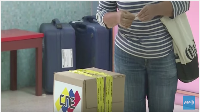 Venezolanos votan para elegir gobernadores tras meses de confrontación