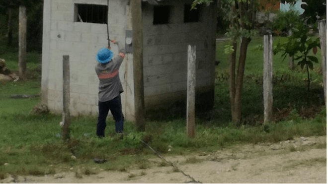 San José, Petén se queda sin luz pública porque la muni no pagó la factura