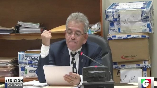 EN VIVO: Vea cómo Gálvez resuelve, Otto Pérez Molina y Baldetti ¿van a juicio o no?