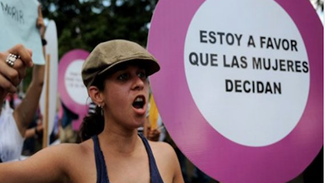 Mujeres demandan despenalizar el aborto