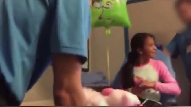 IMPACTANTE VIDEO: "La migra" detiene en hospital a niña mexicana con parálisis cerebral