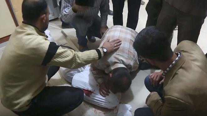 VIDEO: Bombardeo mata a por lo menos cuatro niños