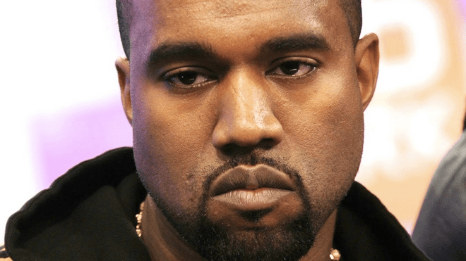 Kanye West hace breve aparición musical, un año después de su crisis