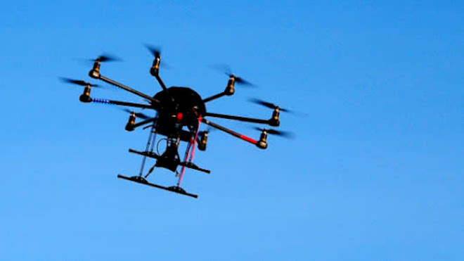 Dron choca con una avión comercial en Canadá
