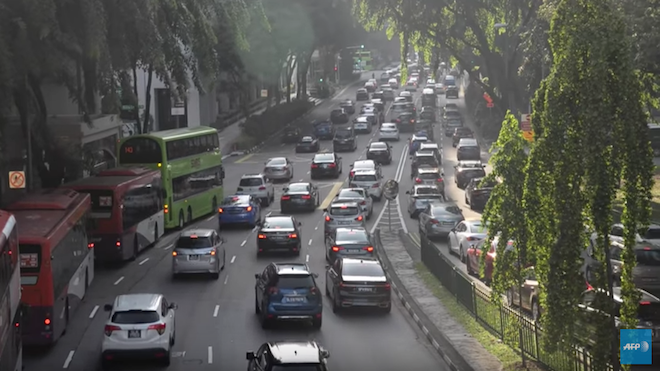 Singapur declara la guerra a los carros