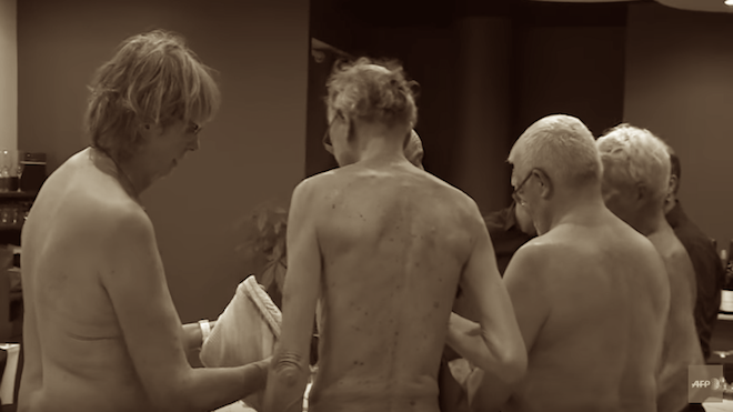 ¡Buen provecho, al desnudo!