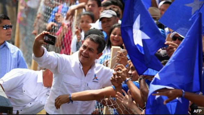 Elecciones Honduras: El actual presidente, Juan Orlando Hernández, es también candidato.