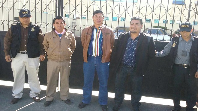 Detienen a tres concejales de Xela por abuso de autoridad