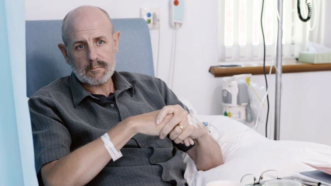 La inspiradora historia de David Shutts, el enfermo de cáncer terminal que ayuda a otros como él a buscar trabajo
