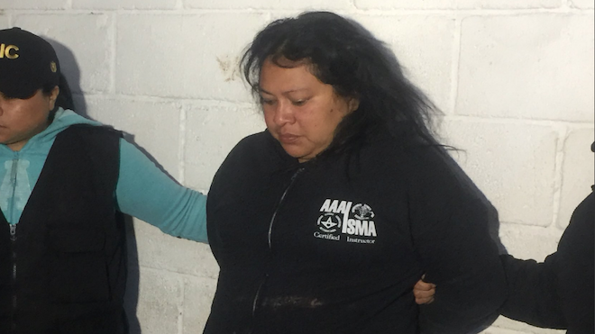 PNC la capturó acusada de prostituir niñas en el Preventivo