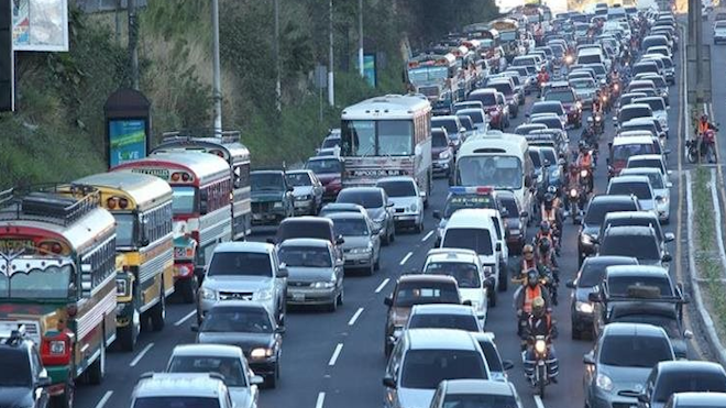 Un millón de vehículos circulará este fin de semana en la capital