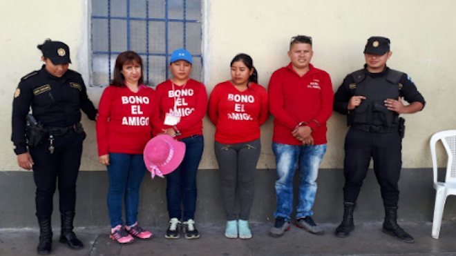 Capturaron a 4 presuntos vendedores de la lotería "Bono el Amigo"