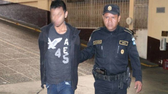 “El Chucky” es detenido cuando asaltaba a mano armada en la zona 3