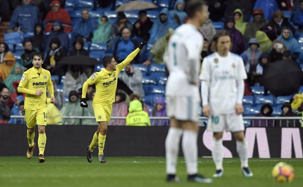 Villarreal's Spanish midfielder Pablo Fornals (C) celebrates after scoring a goal during the Spanish league football match between Real Madrid and Villarreal at the Santiago Bernabeu Stadium in Madrid on January 13, 2018. GABRIEL BOUYS / AFP