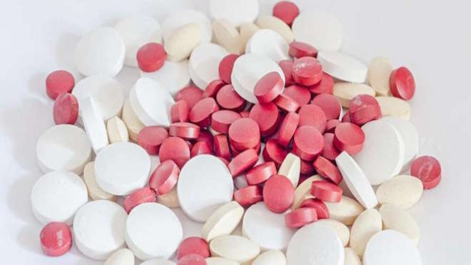 Nueva York denuncia a gigantes farmacéuticos por crisis de opiáceos