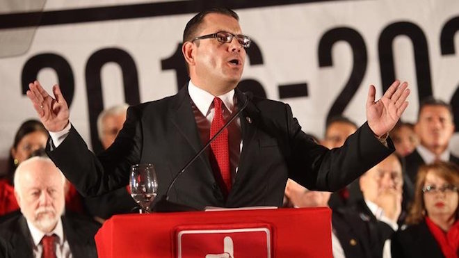 Mansiones, edificios y autos de lujo de Manuel Baldizón quedan a disposición del Estado