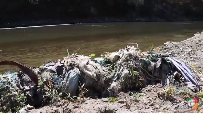 Realizan limpieza en las orillas del Río Motagua