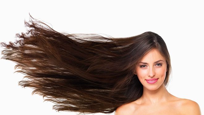 3 ingredientes naturales que te regalarán un cabello más largo