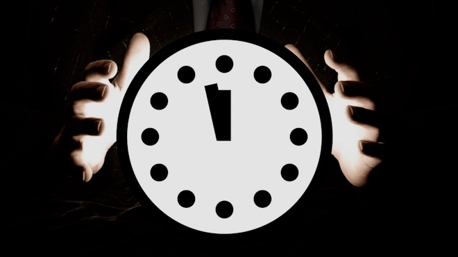 ¡Con el tiempo contado! Reloj apocalíptico avanza a dos minutos por riesgo nuclear