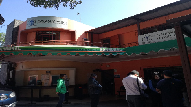 Farmacéuticos manifiestan por inestabilidad en los servicios