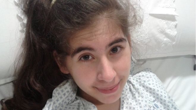 "Tiene tanto dolor que solo quiere morir": el caso rodeado de incógnitas de Paula Díaz, la joven chilena que le pide la eutanasia a la presidenta Michelle Bachelet