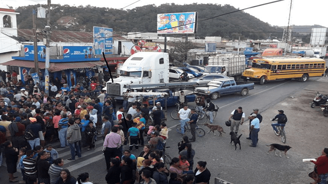 Alcalde de El Tejar Chimaltenango renuncia a su cargo y es resguardado por la PNC