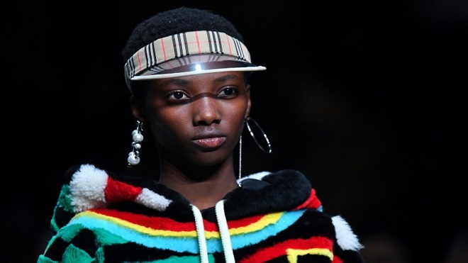 Fashion Week de Londres: adioses, donuts y orgasmos