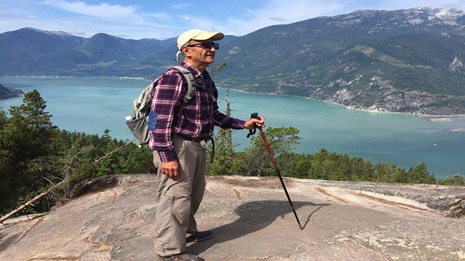 El hijo del ecologista muerto en prisión en Irán denuncia amenazas