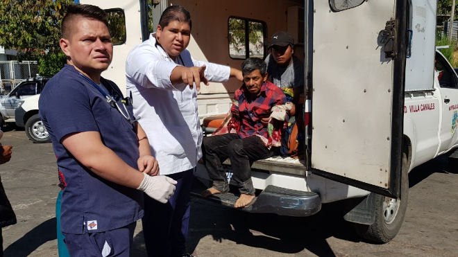 tigre le arranca los brazos a un hombre que lo alimentaba en Villa Canales