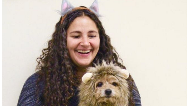 5 ejercicios para ser más feliz según Laurie Santos, la profesora que da el curso más popular en la historia de la Universidad de Yale
