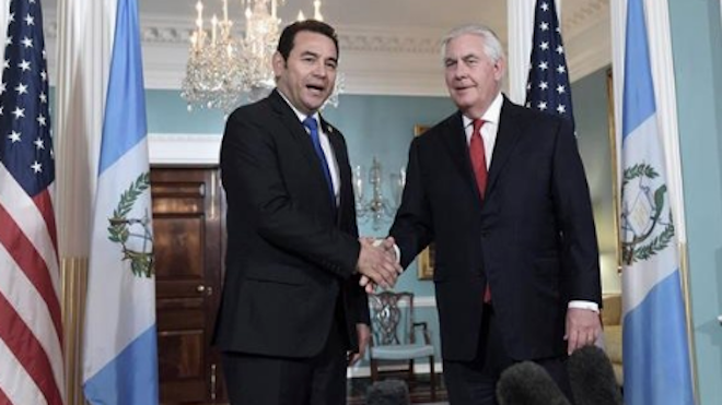 Rex Tillerson pide a Jimmy Morales más eficiencia en el sistema de justicia