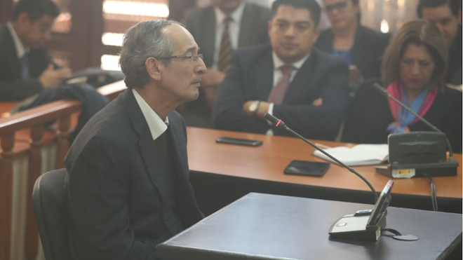VIDEO: Juez manda a Álvaro Colom a Mariscal Zavala por #CasoTransurbano
