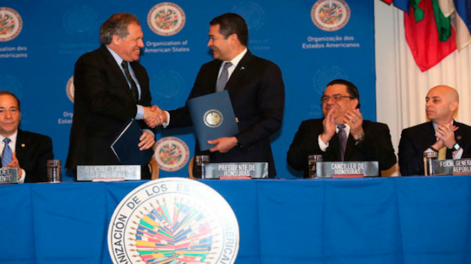 Presidente de Honduras llama a fortalecer instituciones anticorrupción
