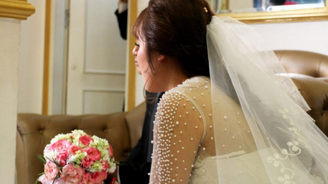Las bodas ficticias salvan el honor de las madres solteras