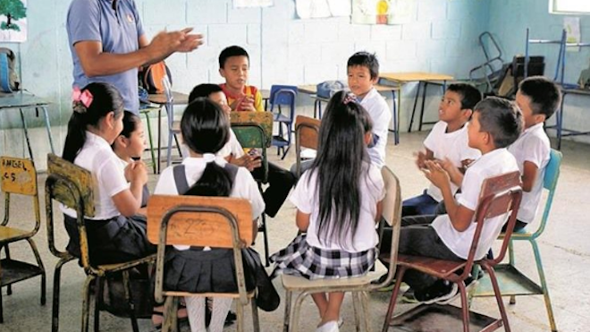 Mineduc contrata a 1 mil 800 docentes, pese a malas calificaciones en pruebas diagnósticas