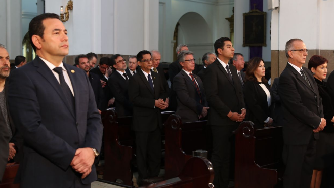 Jimmy Morales e Iván Velásquez tan cerca y tan lejos