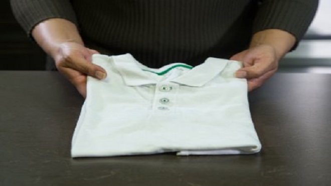 Cómo doblar camisas en menos de 5 segundos