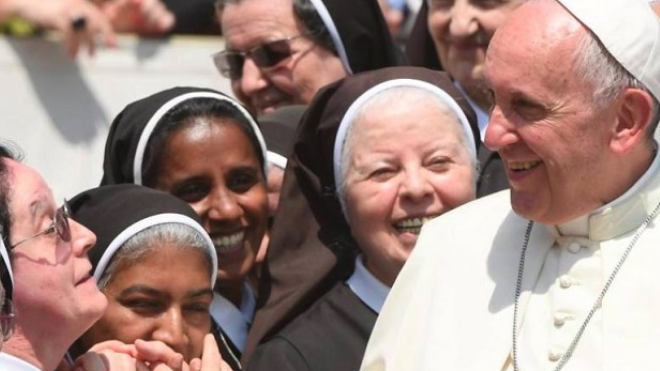 Monjas del Vaticano denuncian