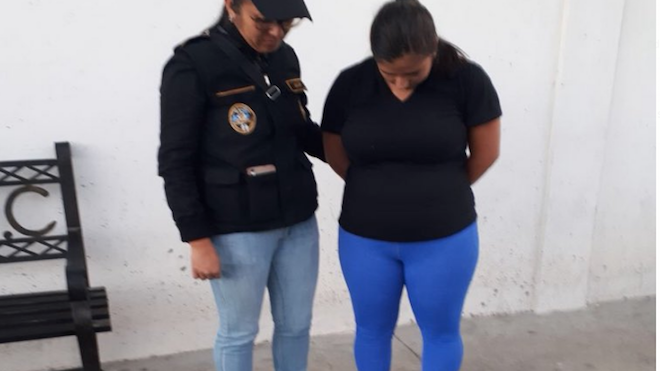 Capturan a agente de PNC que alertaba a delincuentes sobre capturas