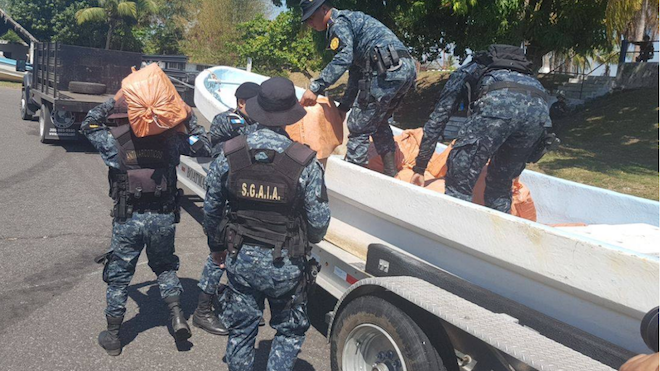 Decomisan 546 kilos de cocaína en Pacífico de Guatemala