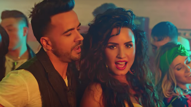 Luis Fonsi y Demi Lovato cantan "Échame la culpa" en inglés