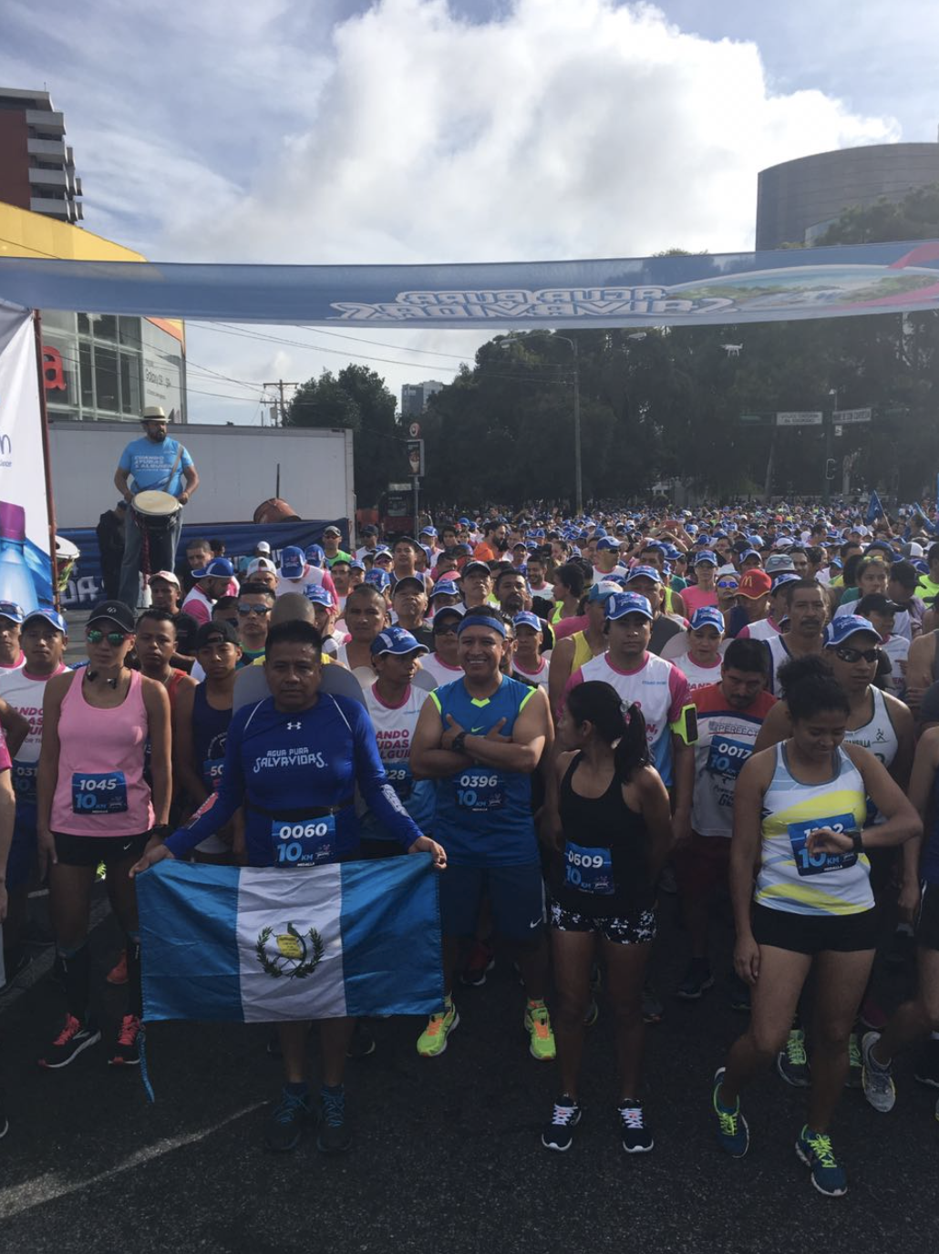 Más de 4 mil participantes se dieron cita en la octava edición de la carrera Fundecán Salvavidas
