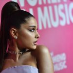 Ariana Grande responde a sus seguidores tras las críticas recibidas por supuestamente dejar olvidada su carrera musical