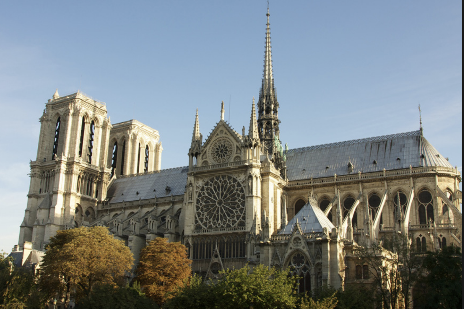 VIDEO: Cómo era la catedral de Notre Dame que tardó 180 años en