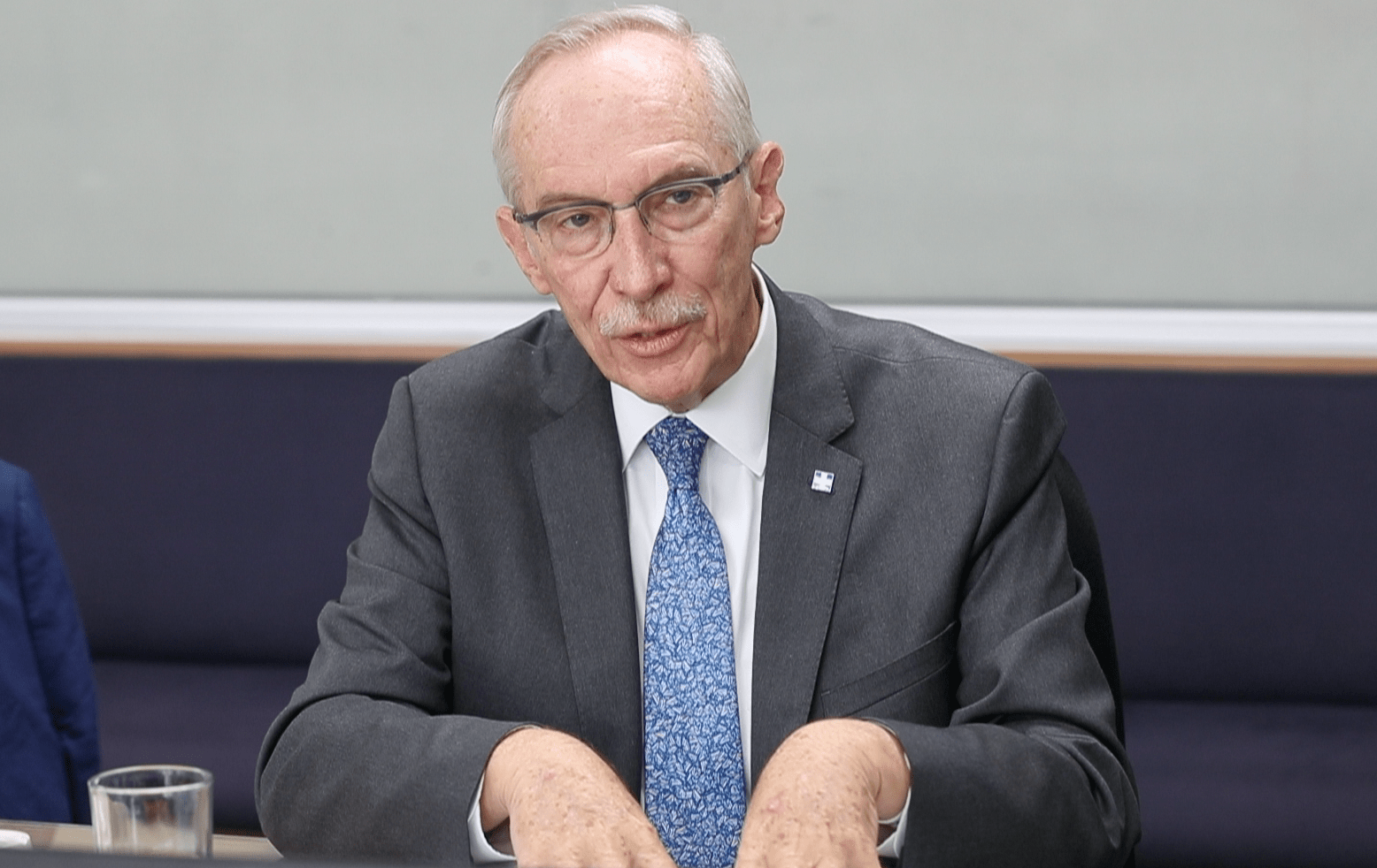 Edmont Mulet, plan de gobierno