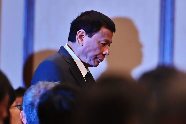 Presidente de Filipinas ordena matar a los que violen la&hellip;