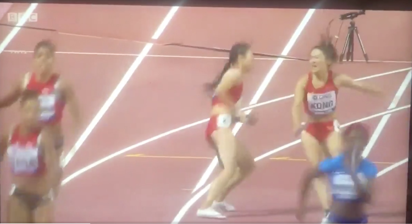 Video: Las atletas chinas que decidieron correr atrás en el Campeonato Mundial de Atletismo de 2019